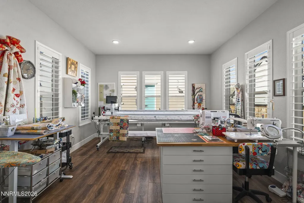 8726 Larkhaven Reno NV 89523