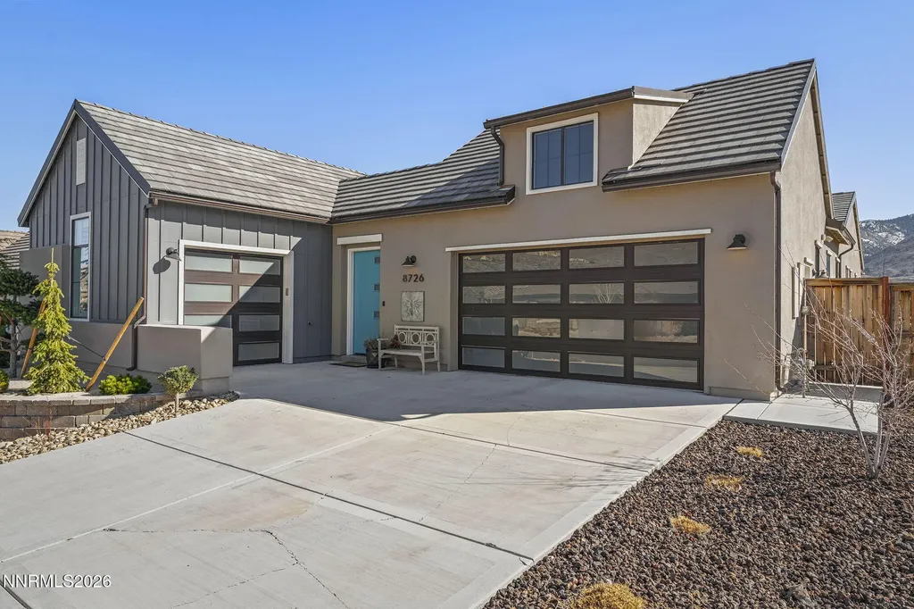 8726 Larkhaven Reno NV 89523