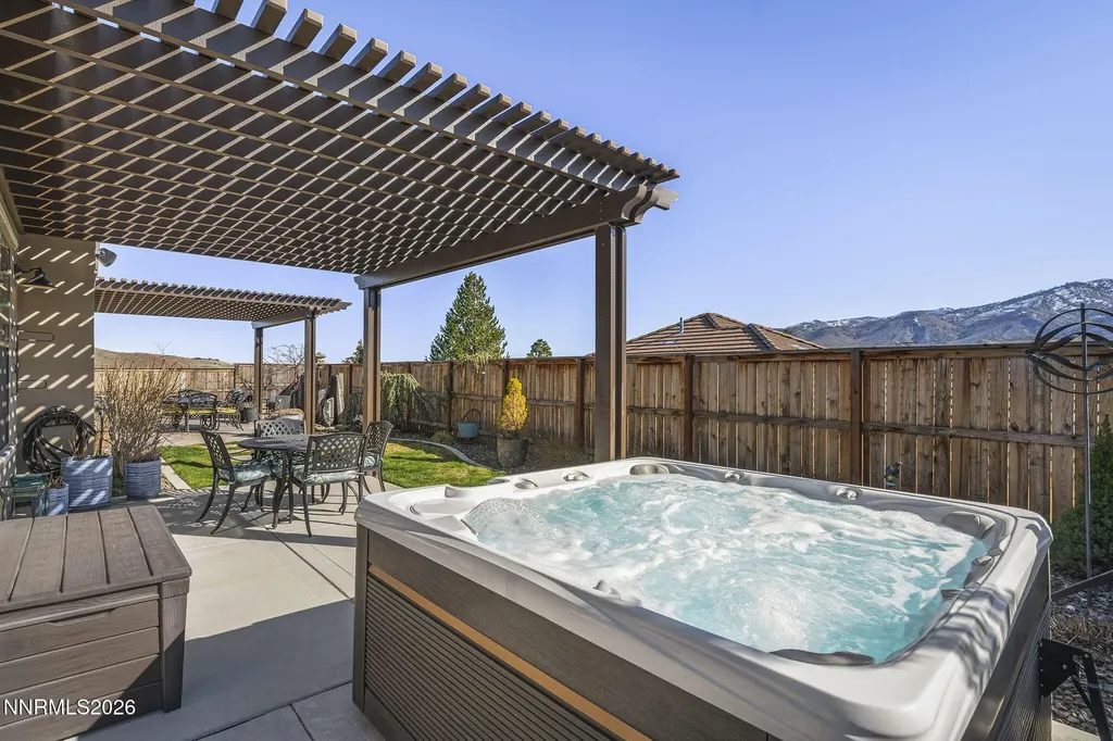 8726 Larkhaven Reno NV 89523