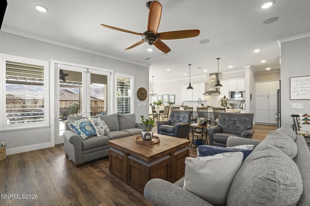 8726 Larkhaven Reno NV 89523