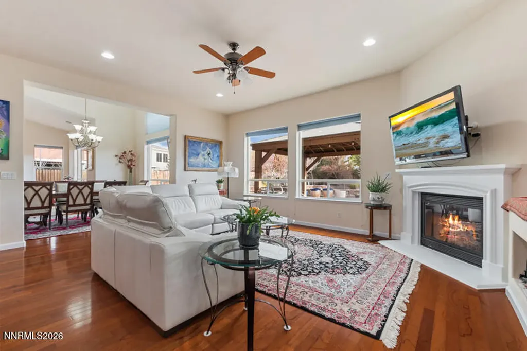 1698 Silverthread Reno NV 89521