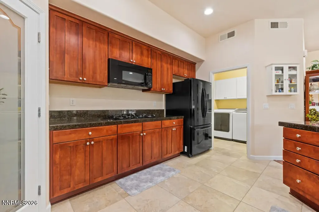 1698 Silverthread Reno NV 89521
