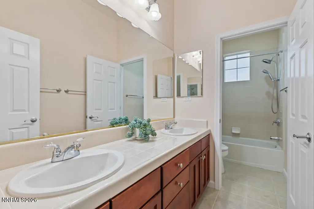 1698 Silverthread Reno NV 89521