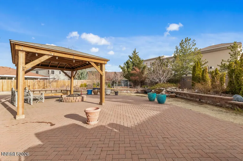 1698 Silverthread Reno NV 89521