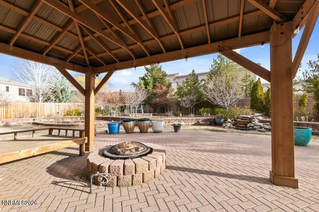 1698 Silverthread Reno NV 89521