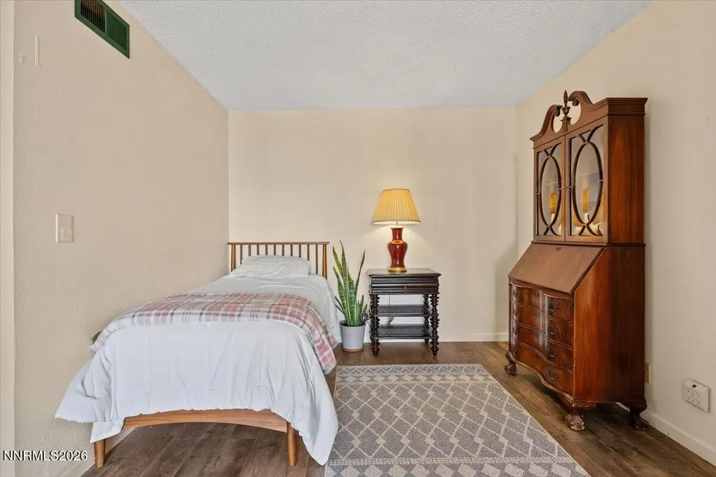 2700 Plumas Reno NV 89509