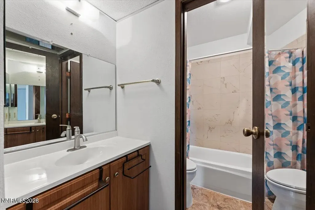 2700 Plumas Reno NV 89509