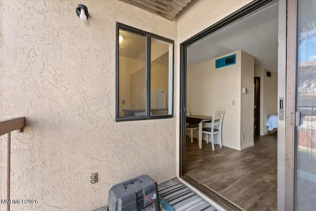 2700 Plumas Reno NV 89509