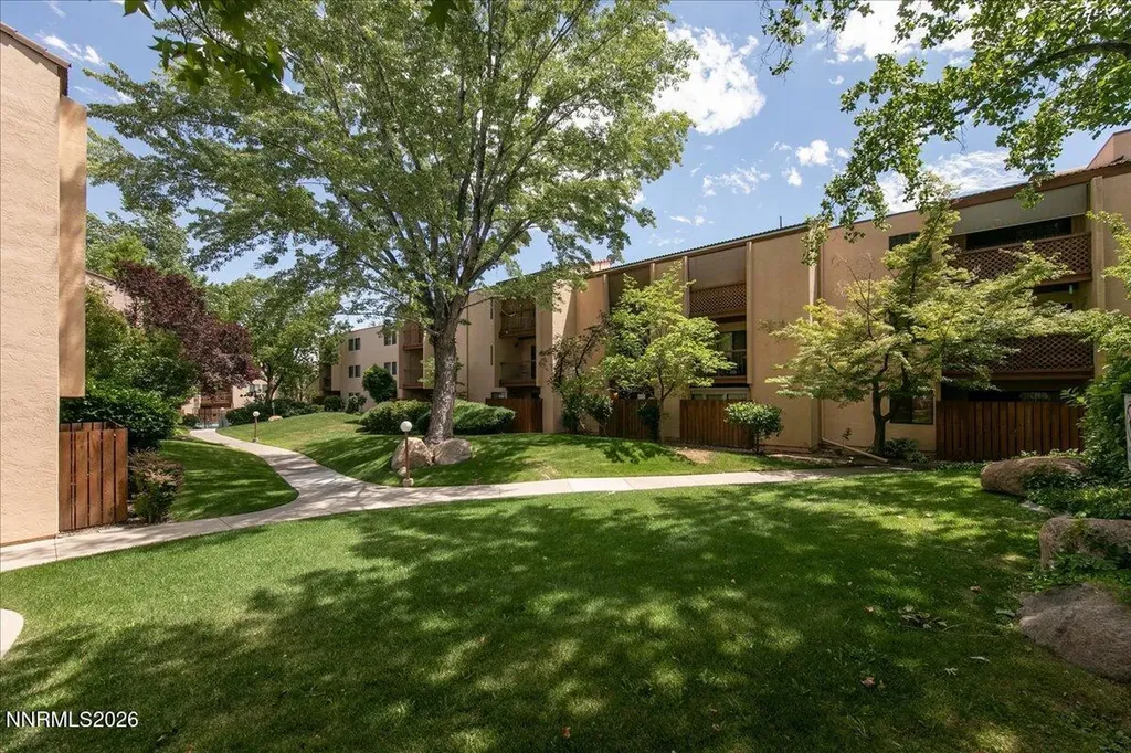 2700 Plumas Reno NV 89509