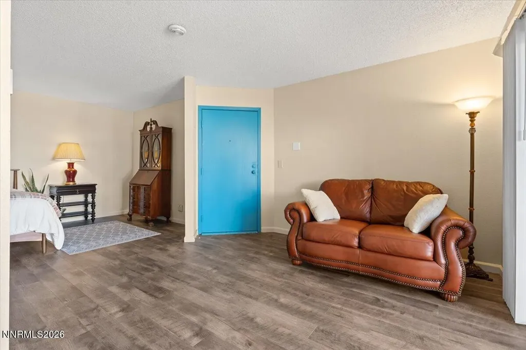 2700 Plumas Reno NV 89509