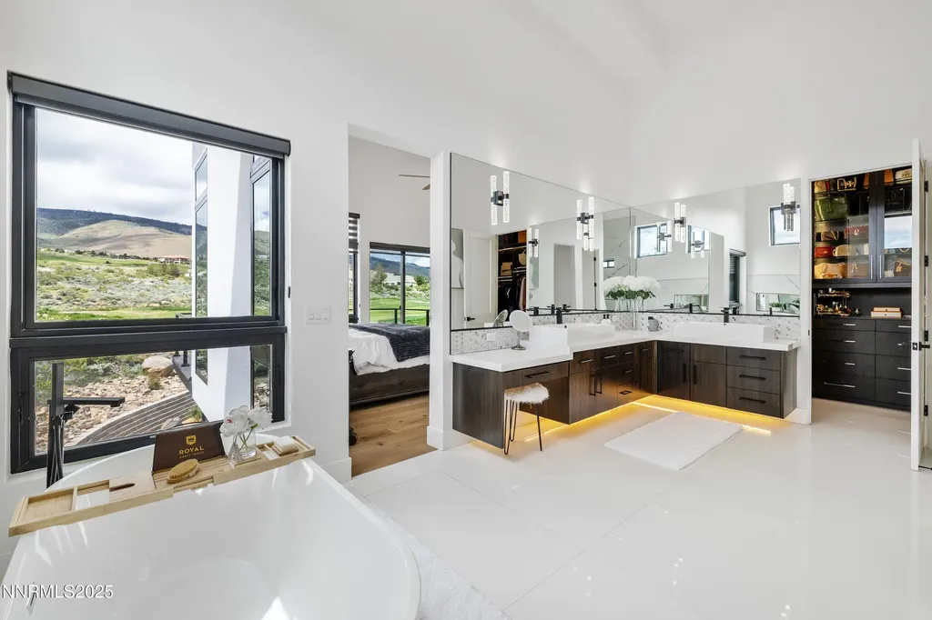 3041 Palmer Pointe Reno NV 89511