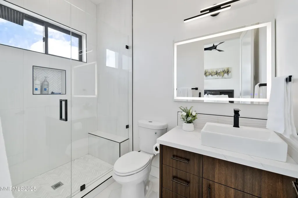 3041 Palmer Pointe Reno NV 89511