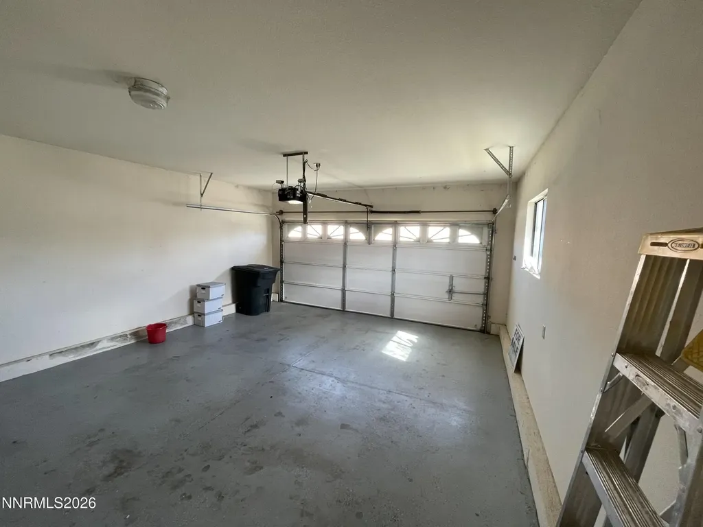 321 West Yerington NV 89447