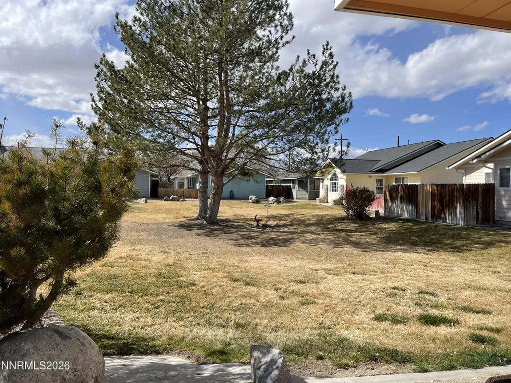 321 West Yerington NV 89447