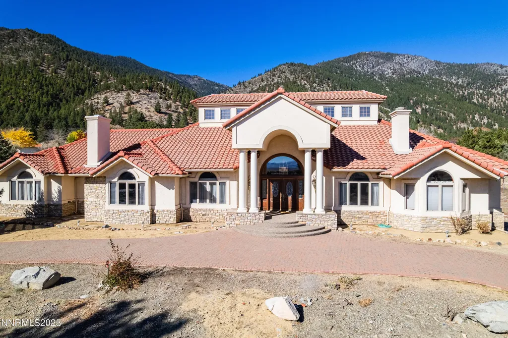 212 Trail Genoa NV 89411