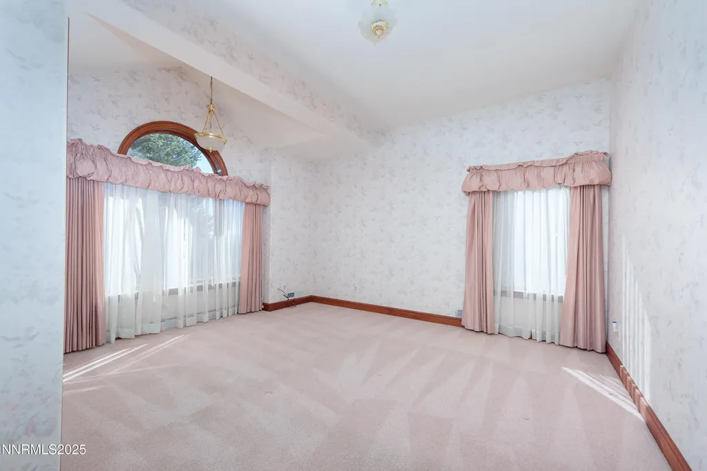 212 Trail Genoa NV 89411