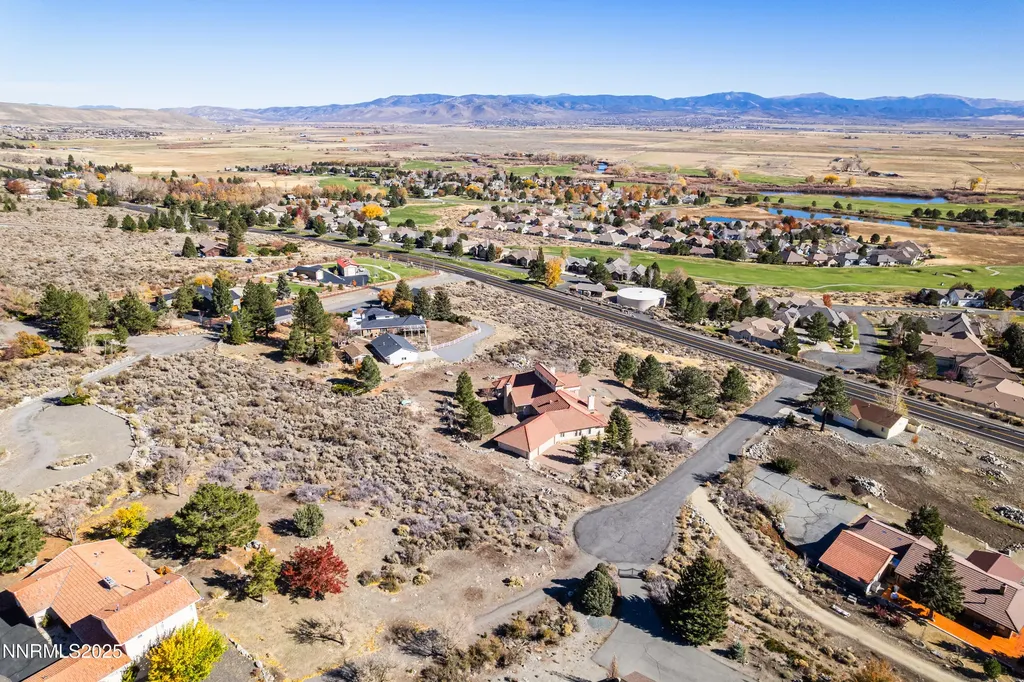 212 Trail Genoa NV 89411