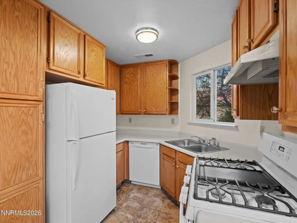 2659 Sycamore Glen Sparks NV 89434