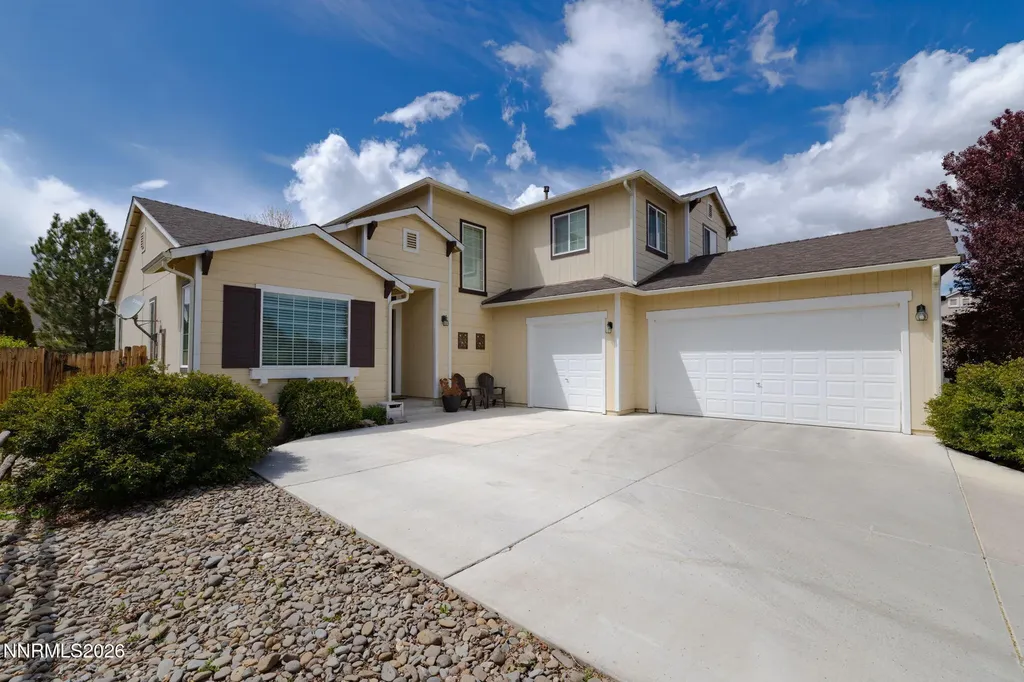 1516 Lasso Gardnerville NV 89410