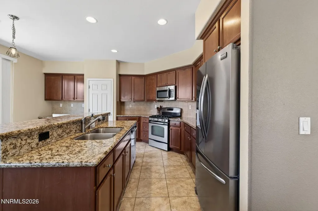 1516 Lasso Gardnerville NV 89410