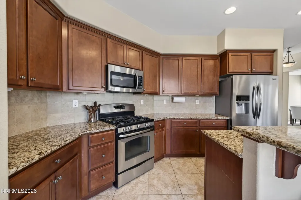 1516 Lasso Gardnerville NV 89410