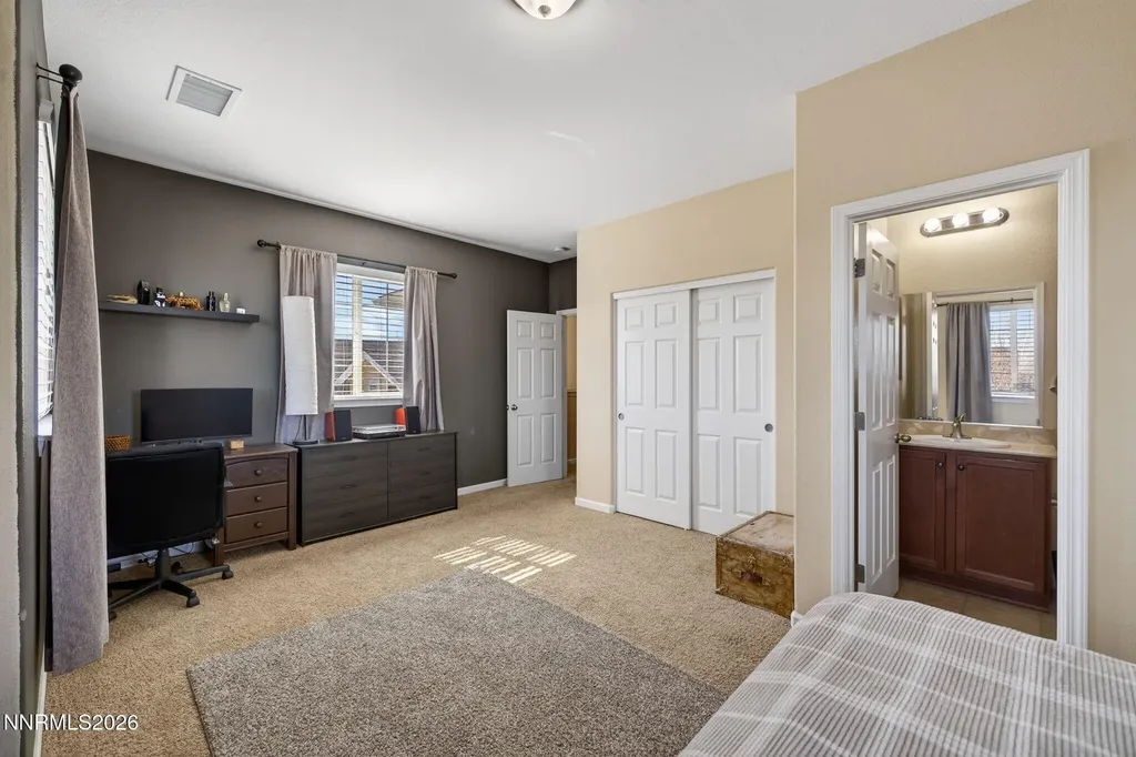 1516 Lasso Gardnerville NV 89410
