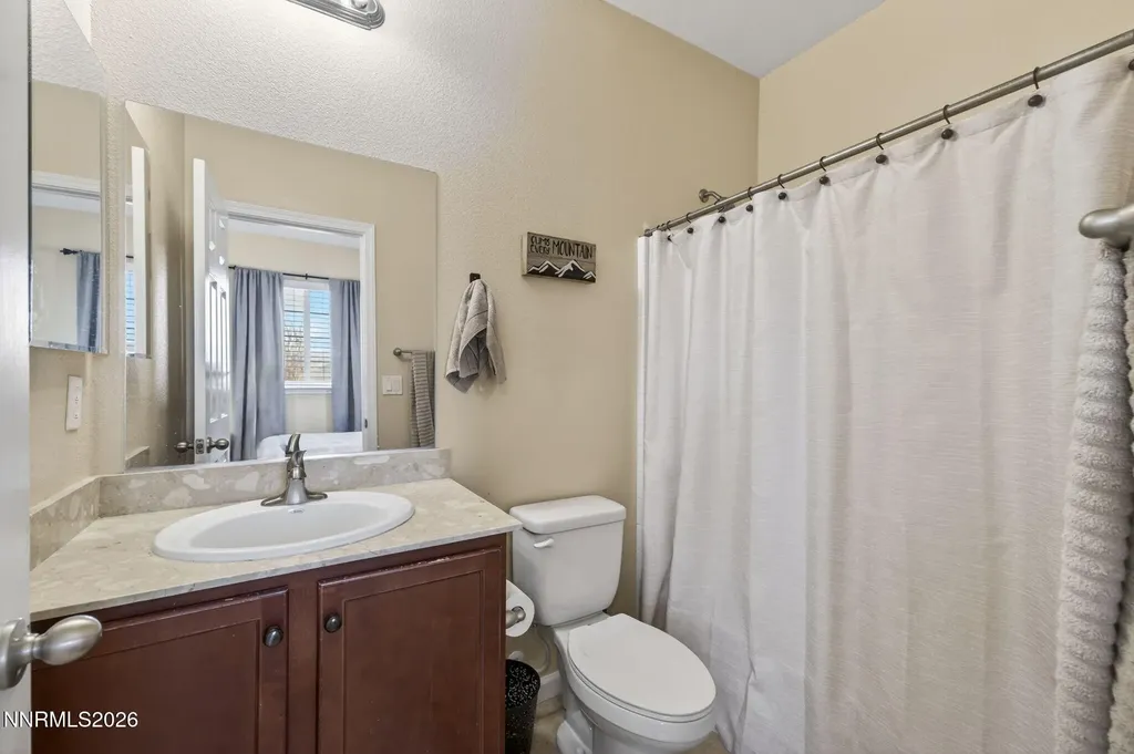 1516 Lasso Gardnerville NV 89410