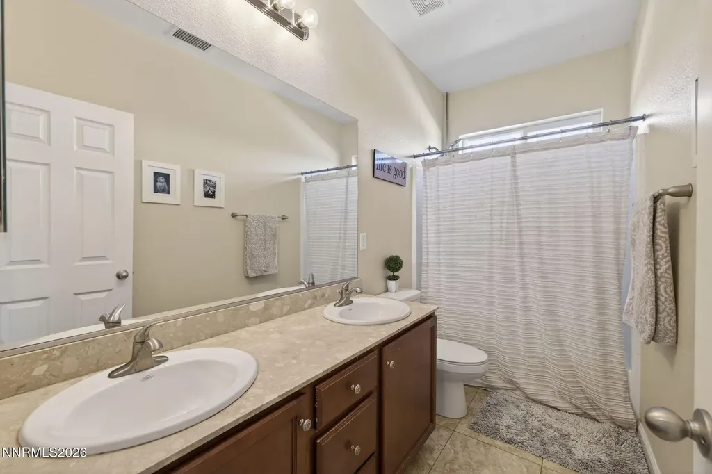 1516 Lasso Gardnerville NV 89410
