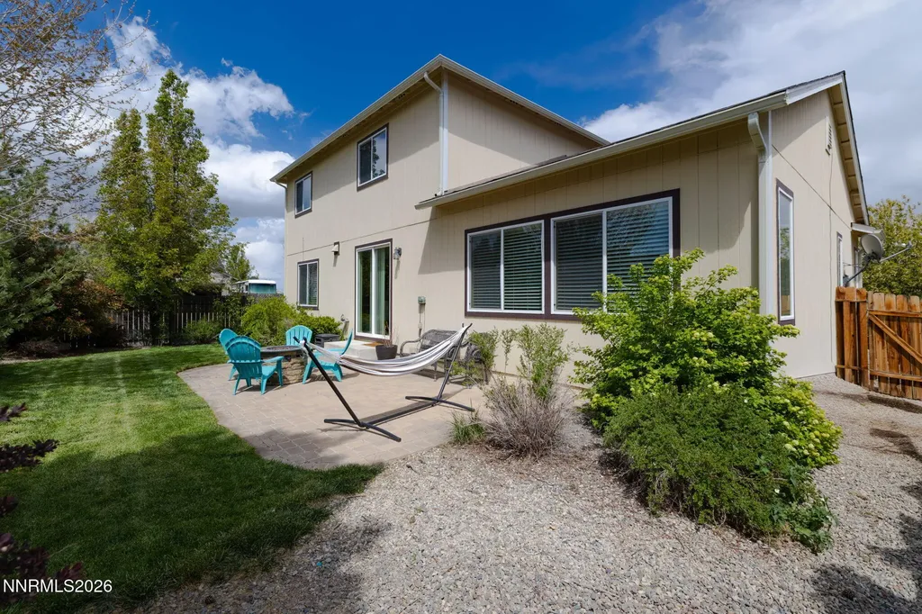 1516 Lasso Gardnerville NV 89410