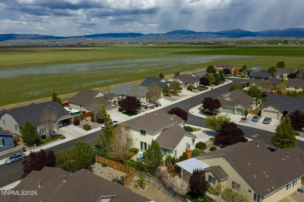 1516 Lasso Gardnerville NV 89410