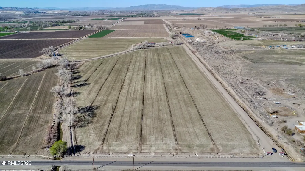 30 Tognoli Yerington NV 89447