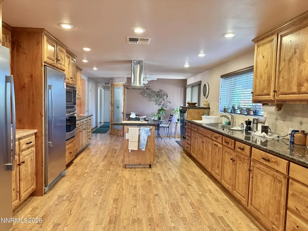30 Tognoli Yerington NV 89447