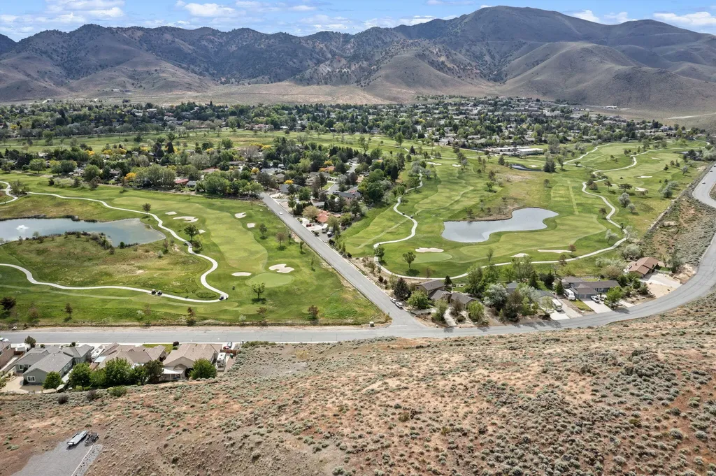 4841 Hidden Valley Reno NV 89502