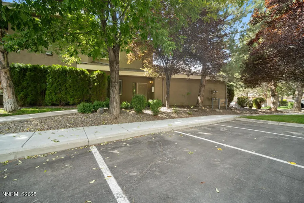 900 Meadows Reno NV 89521