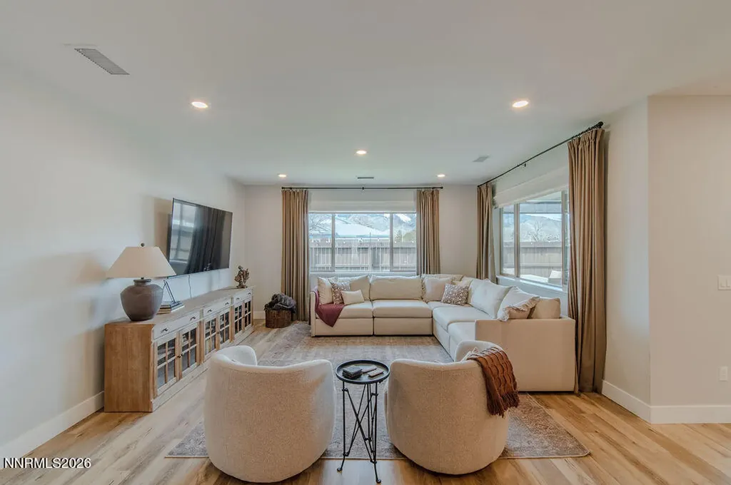 368 Porter Peak Carson City NV 89701
