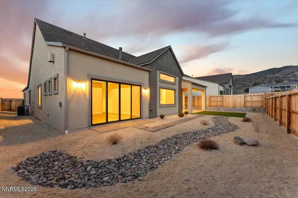 2982 Saddle Peak Reno NV 89521
