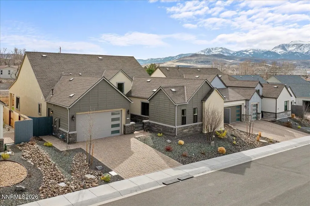 2982 Saddle Peak Reno NV 89521