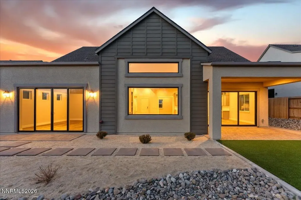 2982 Saddle Peak Reno NV 89521
