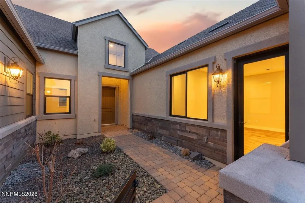 2982 Saddle Peak Reno NV 89521
