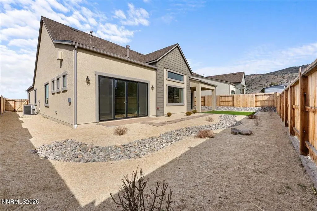 2982 Saddle Peak Reno NV 89521