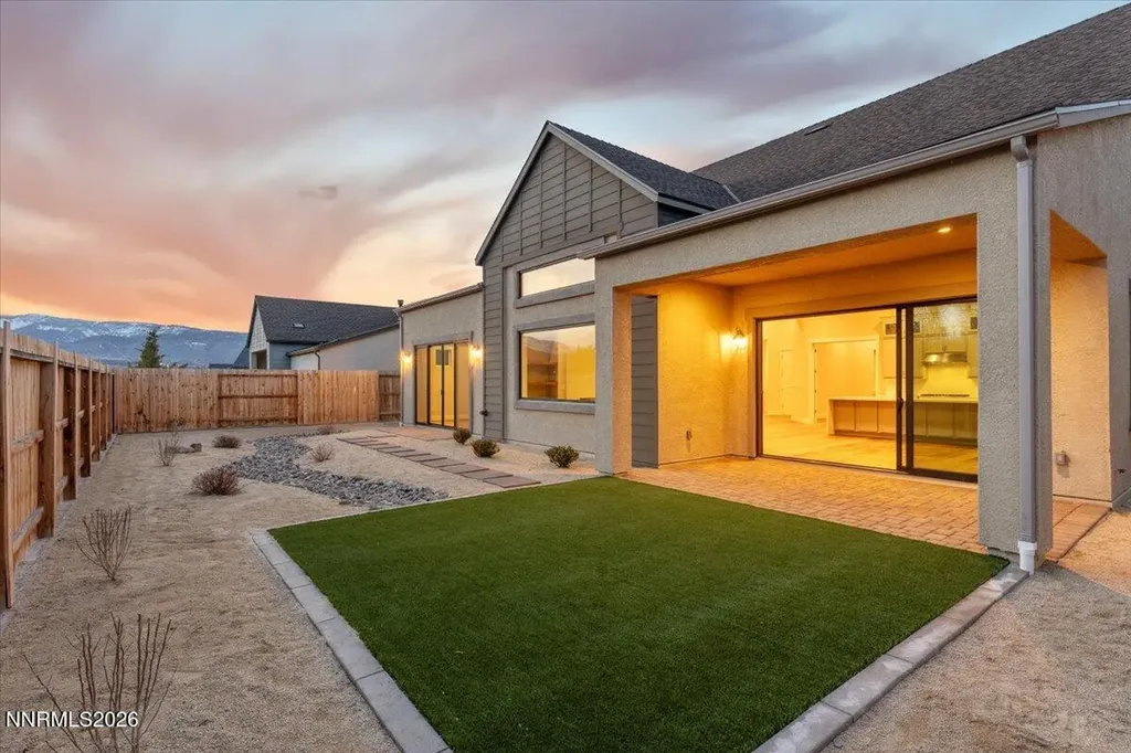 2982 Saddle Peak Reno NV 89521