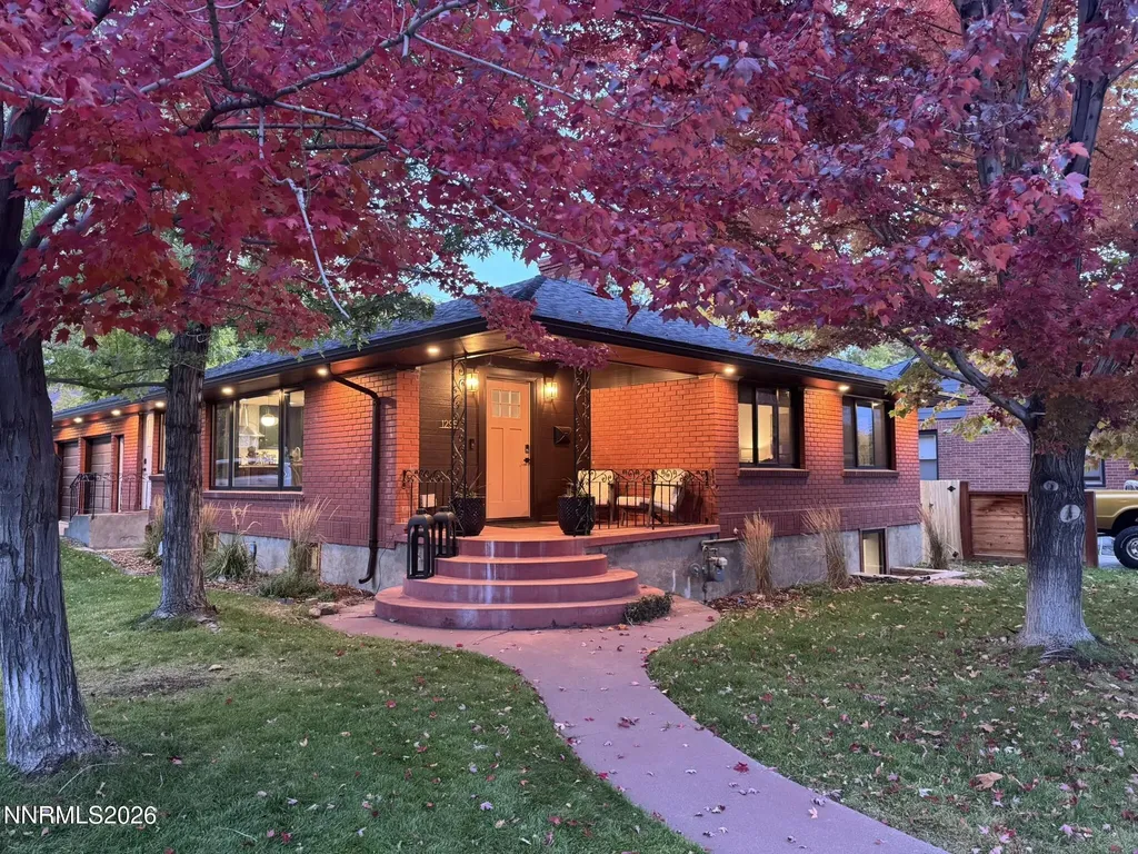 1295 Mark Twain Reno NV 89509