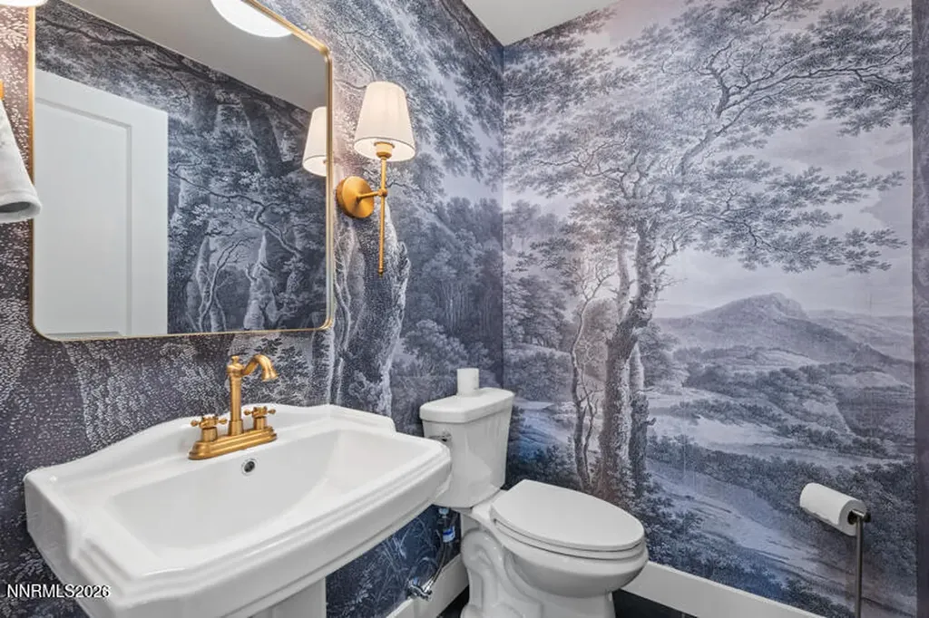 1295 Mark Twain Reno NV 89509