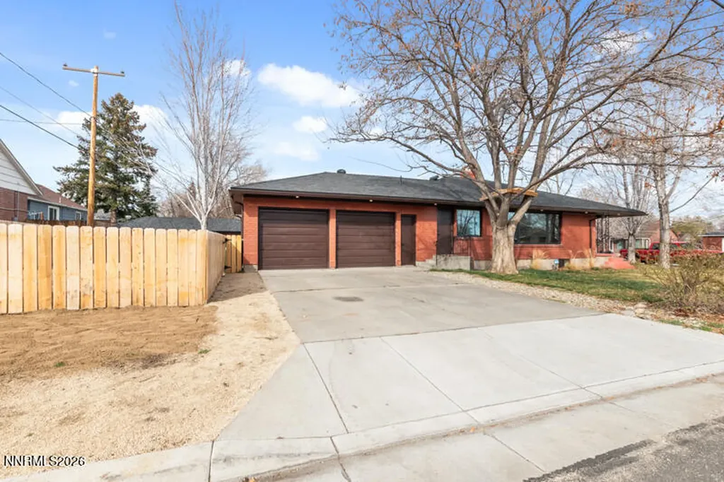 1295 Mark Twain Reno NV 89509