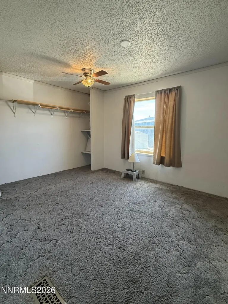 6410 Tausha Winnemucca NV 89445