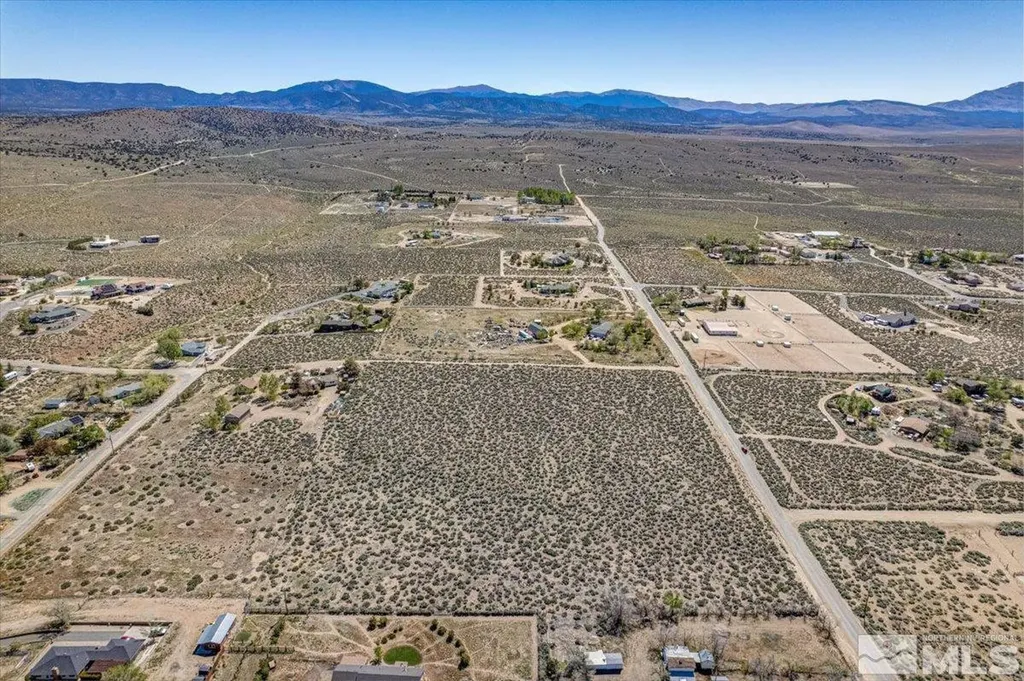 1700 Sunrise Pass Minden NV 89423