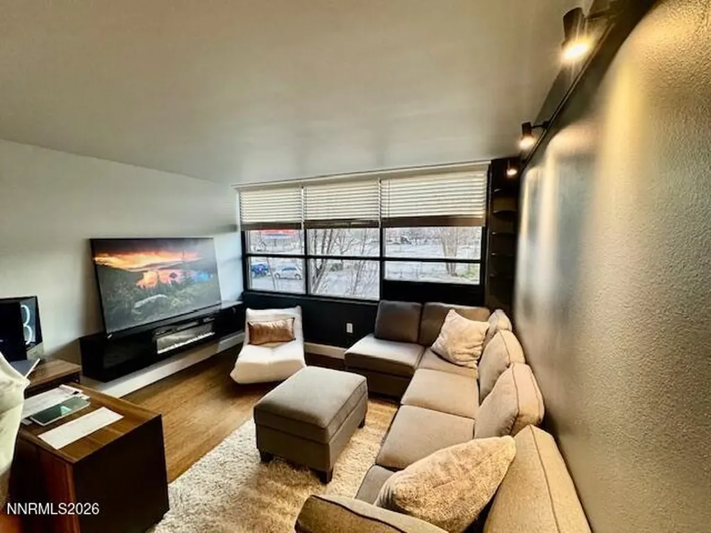 450 Arlington Reno NV 89503