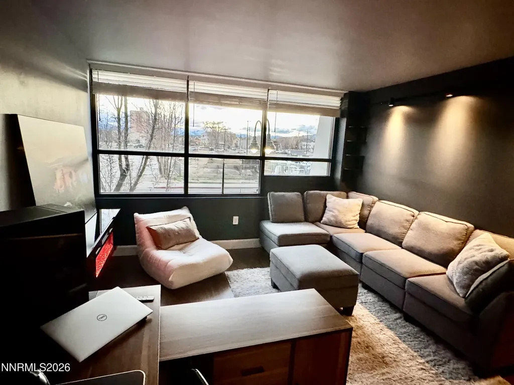 450 Arlington Reno NV 89503