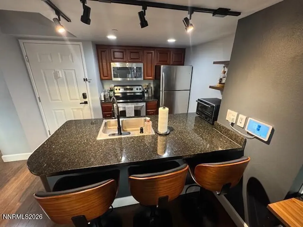 450 Arlington Reno NV 89503