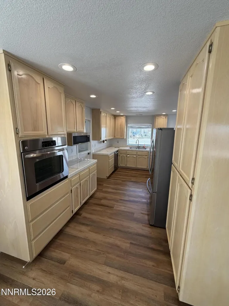 14 Pebble Beach Yerington NV 89447